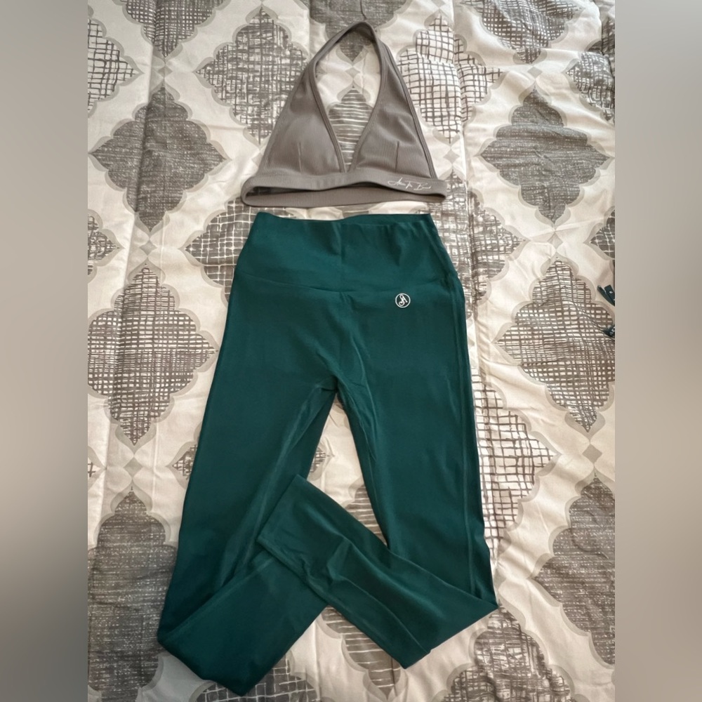 Cute allure the brand set!